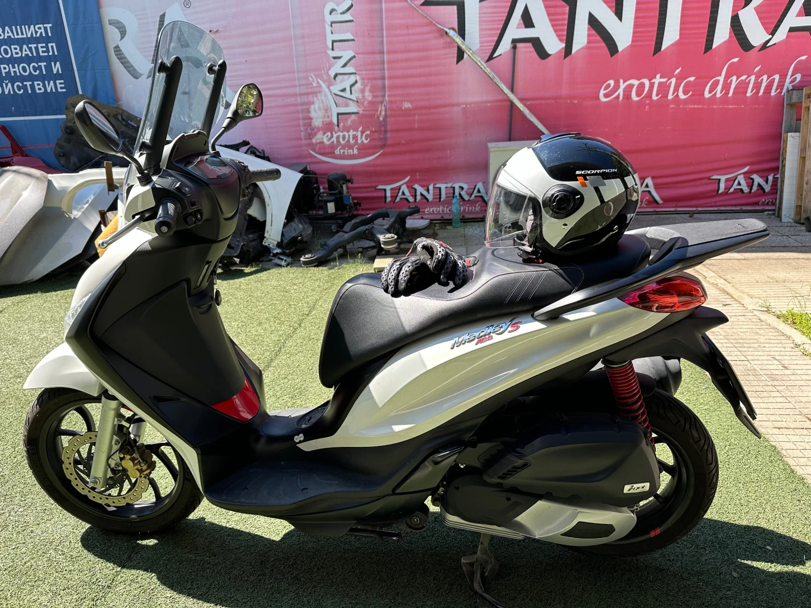 Piaggio Medley 125S, снимка 4 - Мотоциклети и мототехника - 54443531