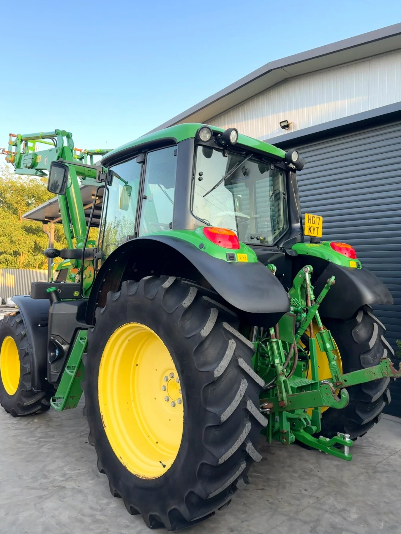 Трактор John Deere 6110M 4600мч. 100% реален, снимка 4 - Селскостопанска техника - 55791543