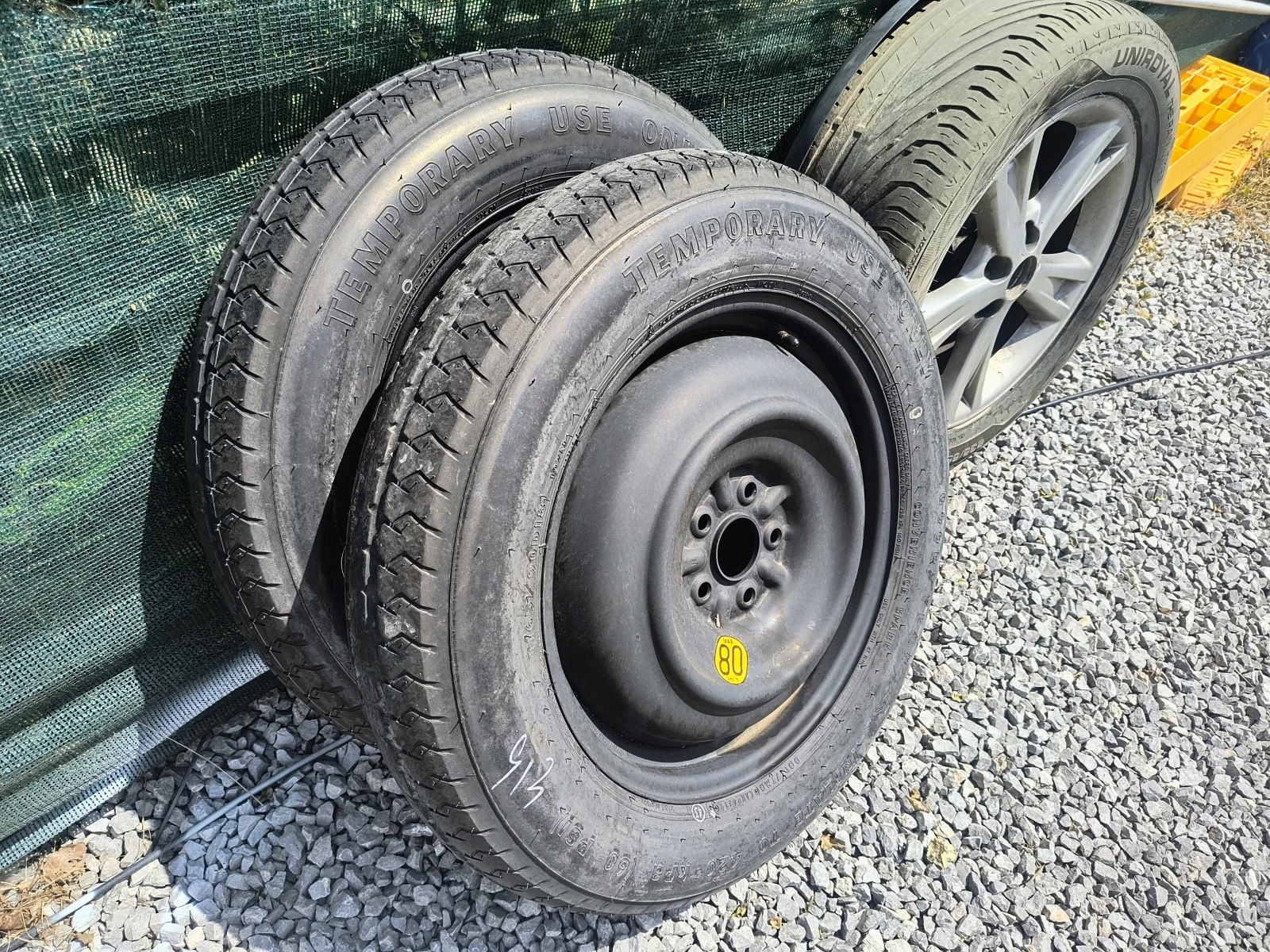 Гуми с джанти Goodyear 165/90R18