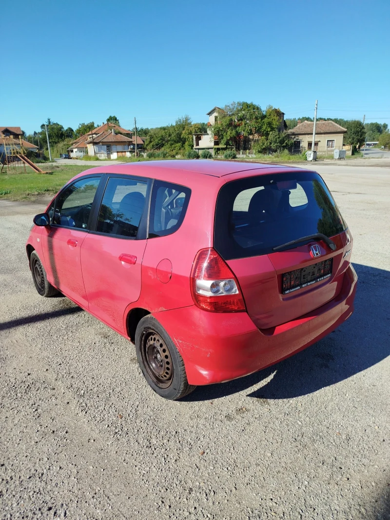 Honda Jazz 1.2, снимка 11 - Автомобили и джипове - 47539668