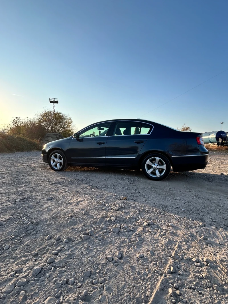 VW Passat, снимка 14 - Автомобили и джипове - 48007896