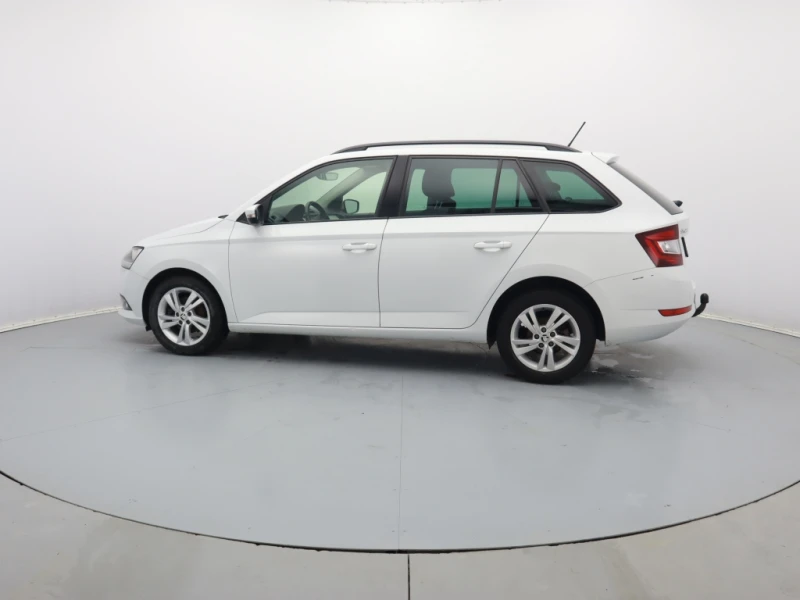 Skoda Fabia, снимка 7 - Автомобили и джипове - 48627305