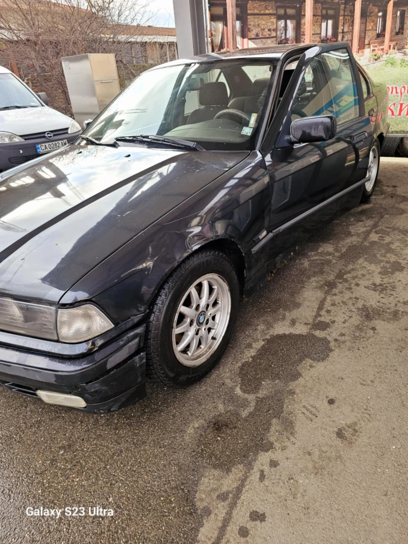 BMW 318 318 IS, снимка 4 - Автомобили и джипове - 49277954