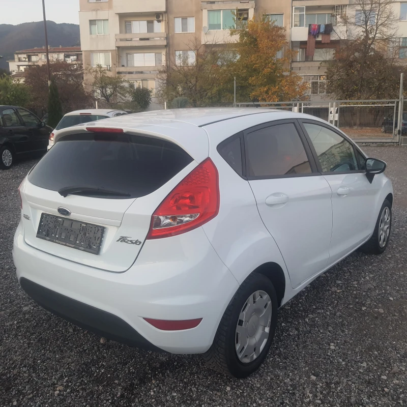 Ford Fiesta 1.25i, снимка 6 - Автомобили и джипове - 52257212