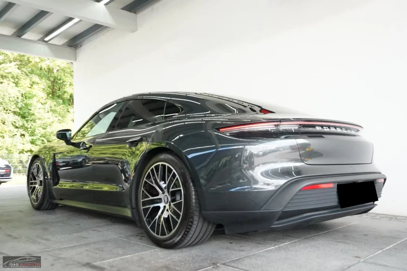 Porsche Taycan 4S/530HP/BURMESTER/PANO/CHRONO/ACC/HUD/360/826v, снимка 4 - Автомобили и джипове - 52492618