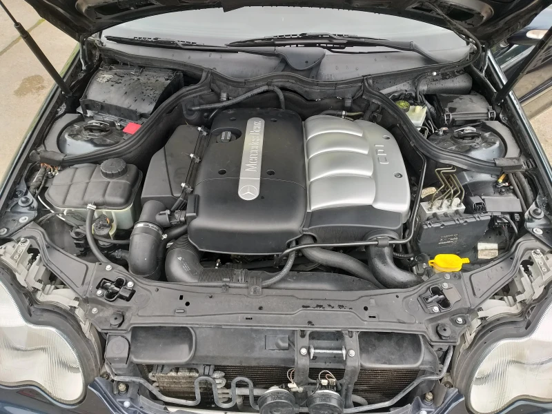 Mercedes-Benz C 220 2.2CDI Италия, снимка 16 - Автомобили и джипове - 53223548
