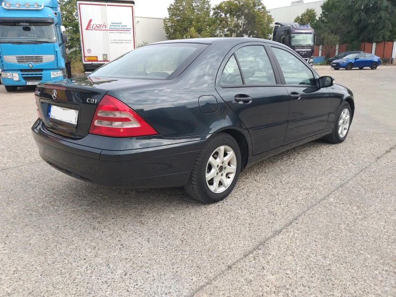 Mercedes-Benz C 220 2.2CDI Италия, снимка 3 - Автомобили и джипове - 53223548