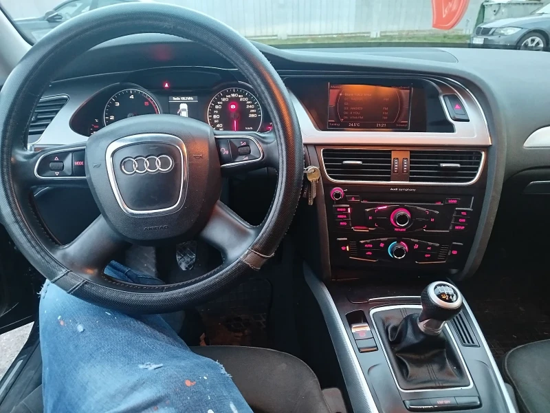 Audi A4, снимка 15 - Автомобили и джипове - 53296795