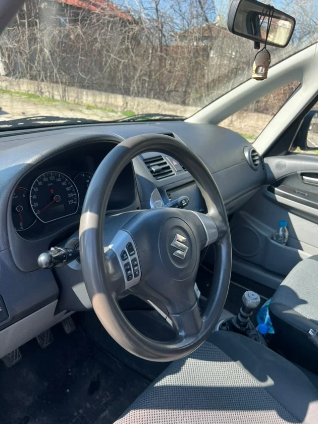 Suzuki SX4 ddis 4x4, снимка 8 - Автомобили и джипове - 49380371