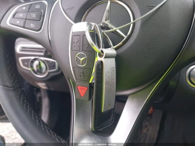 Mercedes-Benz C 300 4MATIC - изображение 10