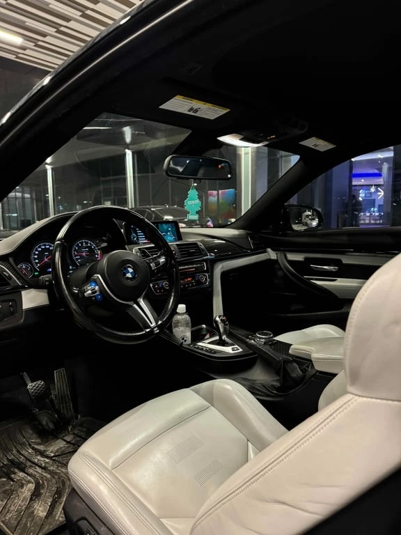 BMW M4 * 2dr Cpe * CARFAX * БЕЗ ПЪРВОНАЧАЛНА ВНОСКА - изображение 5