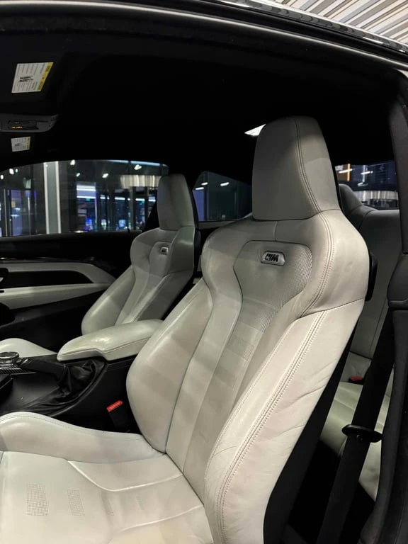 BMW M4 * 2dr Cpe * CARFAX * БЕЗ ПЪРВОНАЧАЛНА ВНОСКА, снимка 12 - Автомобили и джипове - 52862351