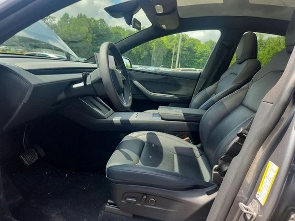 Tesla Model Y, снимка 8 - Автомобили и джипове - 56117296