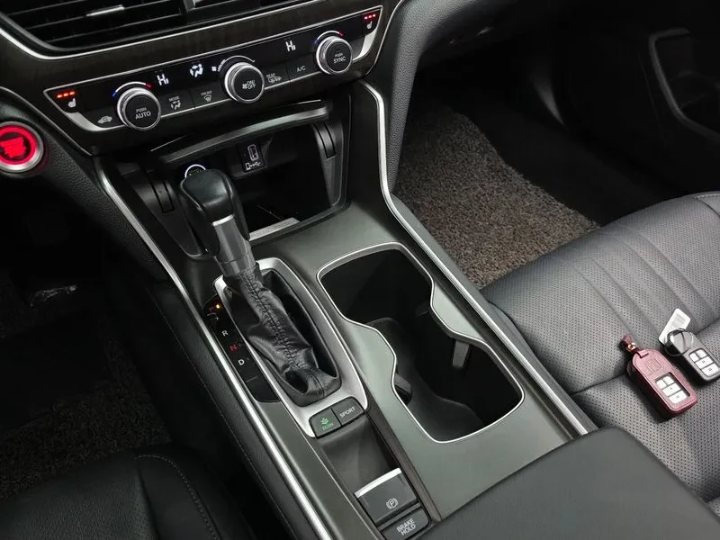 Honda Accord 10Th Generation 1.5 Turbo | Mobile.bg � ����������� 17