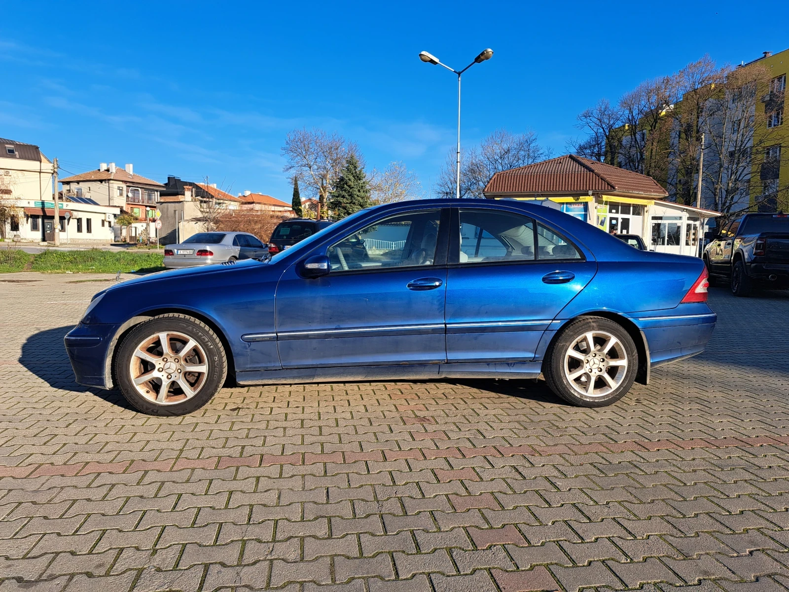 Mercedes-Benz C 200, снимка 1