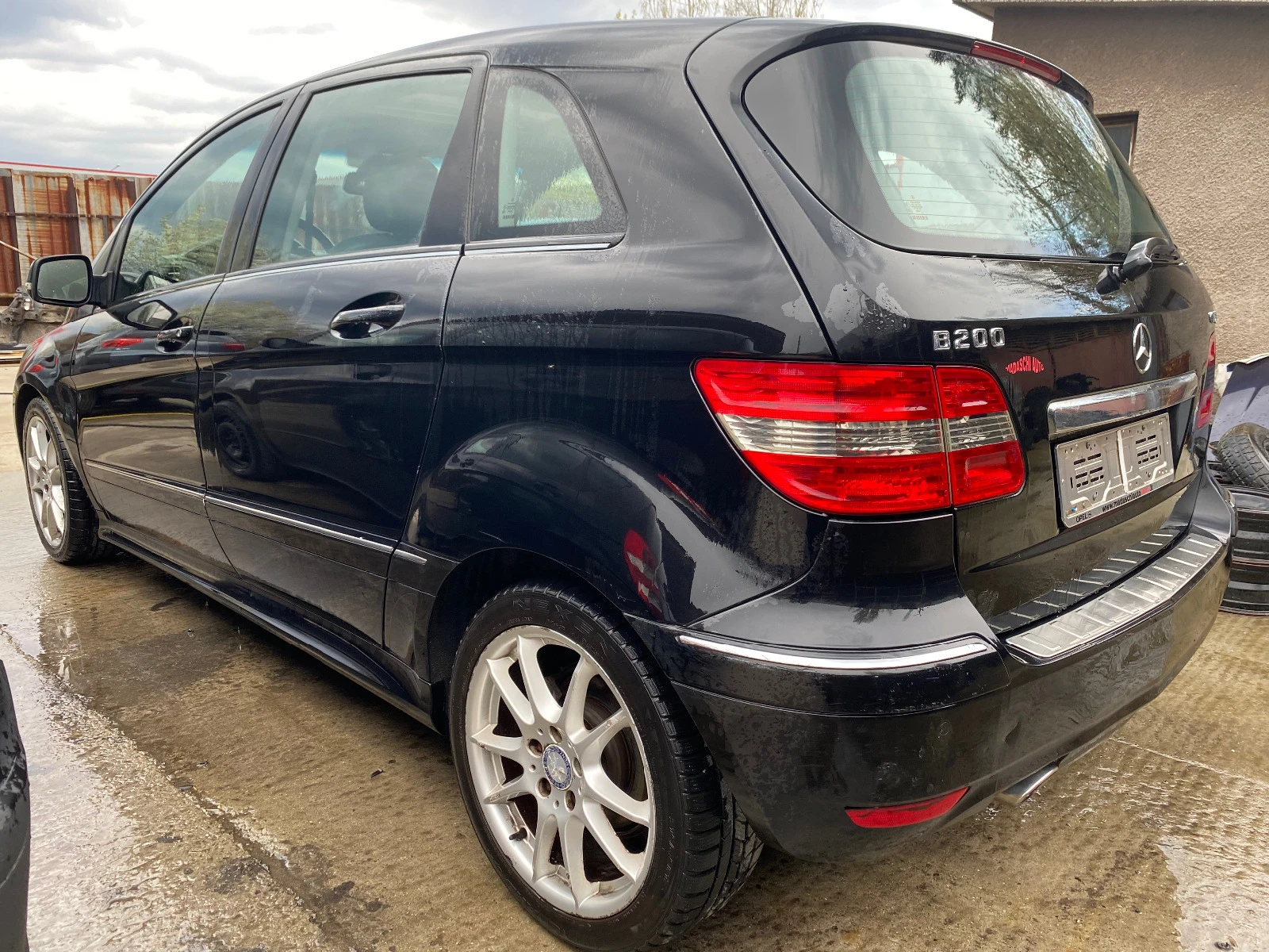 Mercedes-Benz B 200 2.0 cdi автоматик - изображение 4