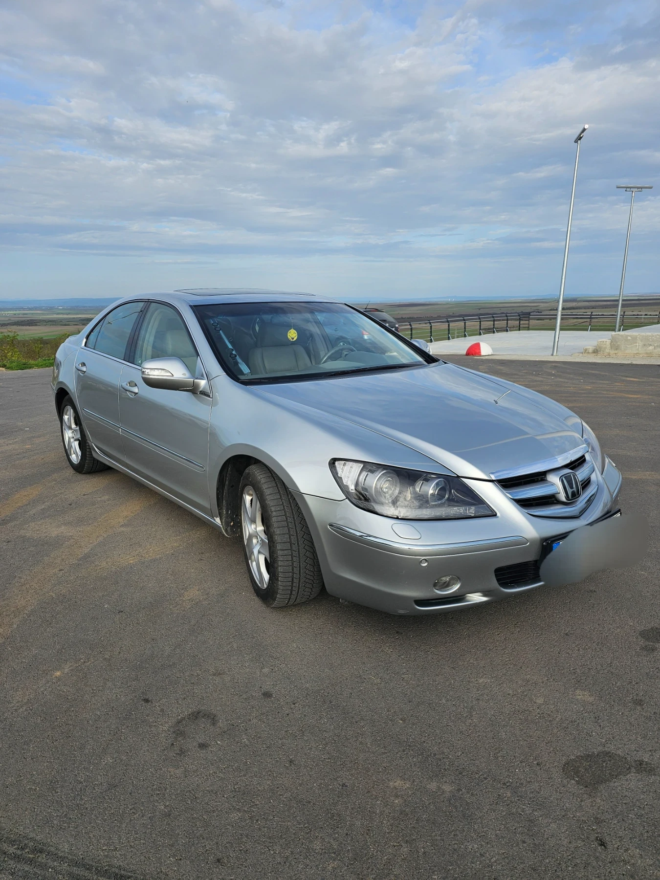 Honda Legend 3.5 SH-AWD - изображение 2