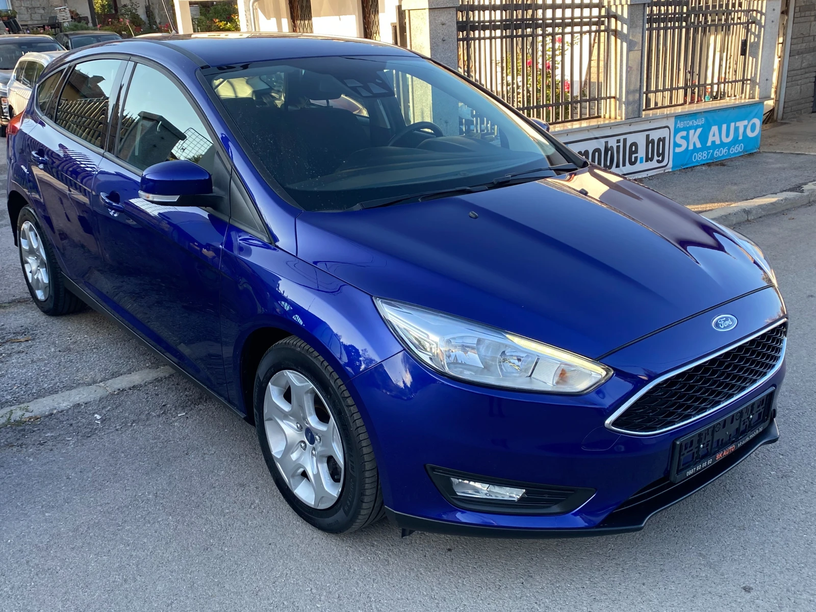 Ford Focus 1.0i-100k.s-2018g-EURO6B-NAVI-LED-PDC - изображение 3