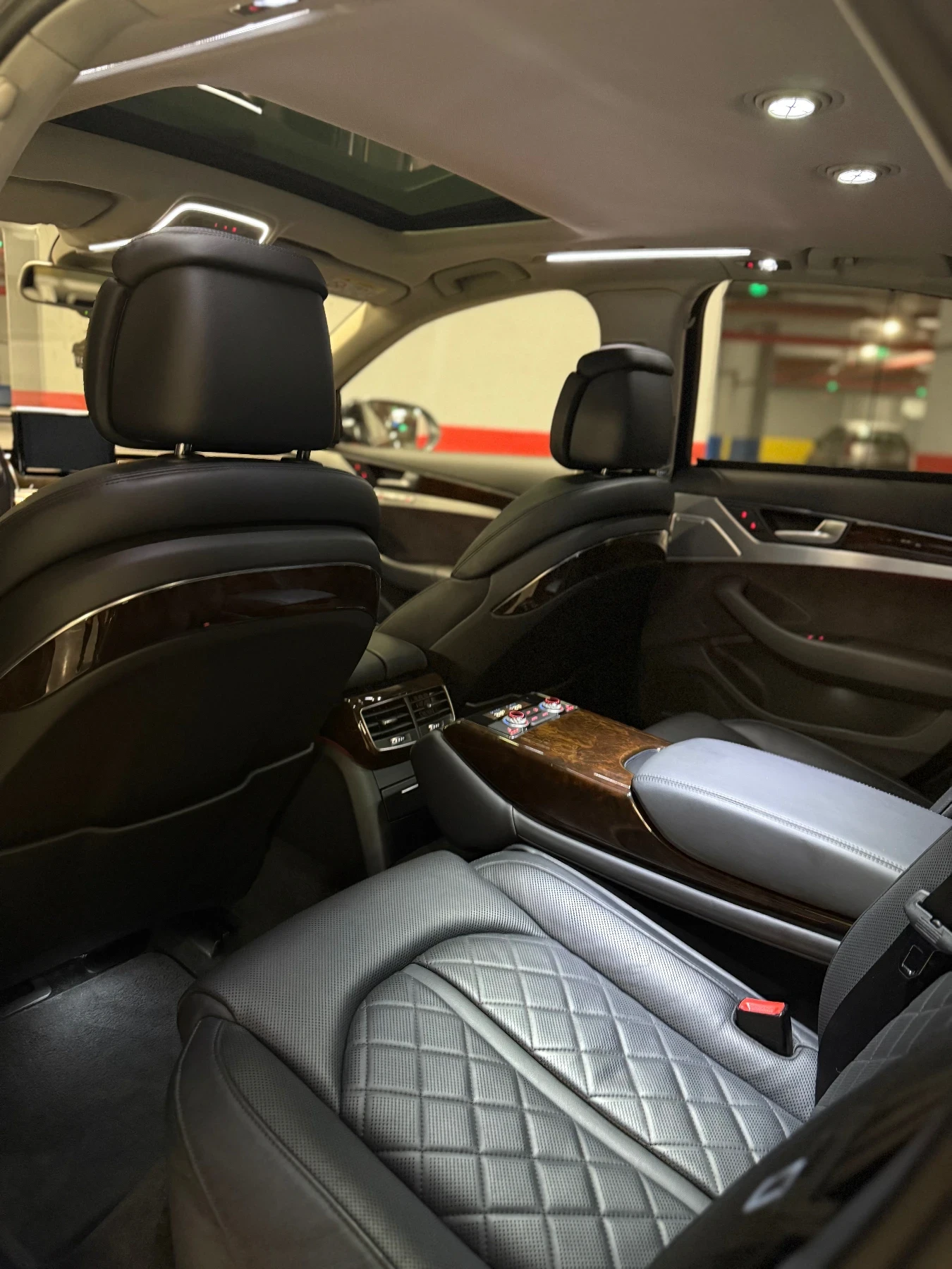 Audi A8 4.2 TDI MATRIX / 360 CAMERA / DISTRONIC / ACC  - изображение 10