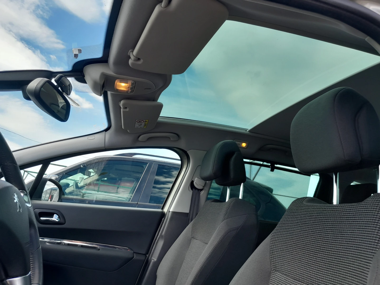 Peugeot 5008 1.6i 155 - изображение 9