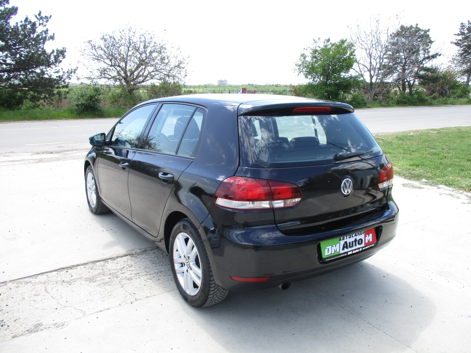 VW Golf 1.6/ДИЗЕЛ/105кс./АВТОМАТИК/КАТО НОВА - изображение 6
