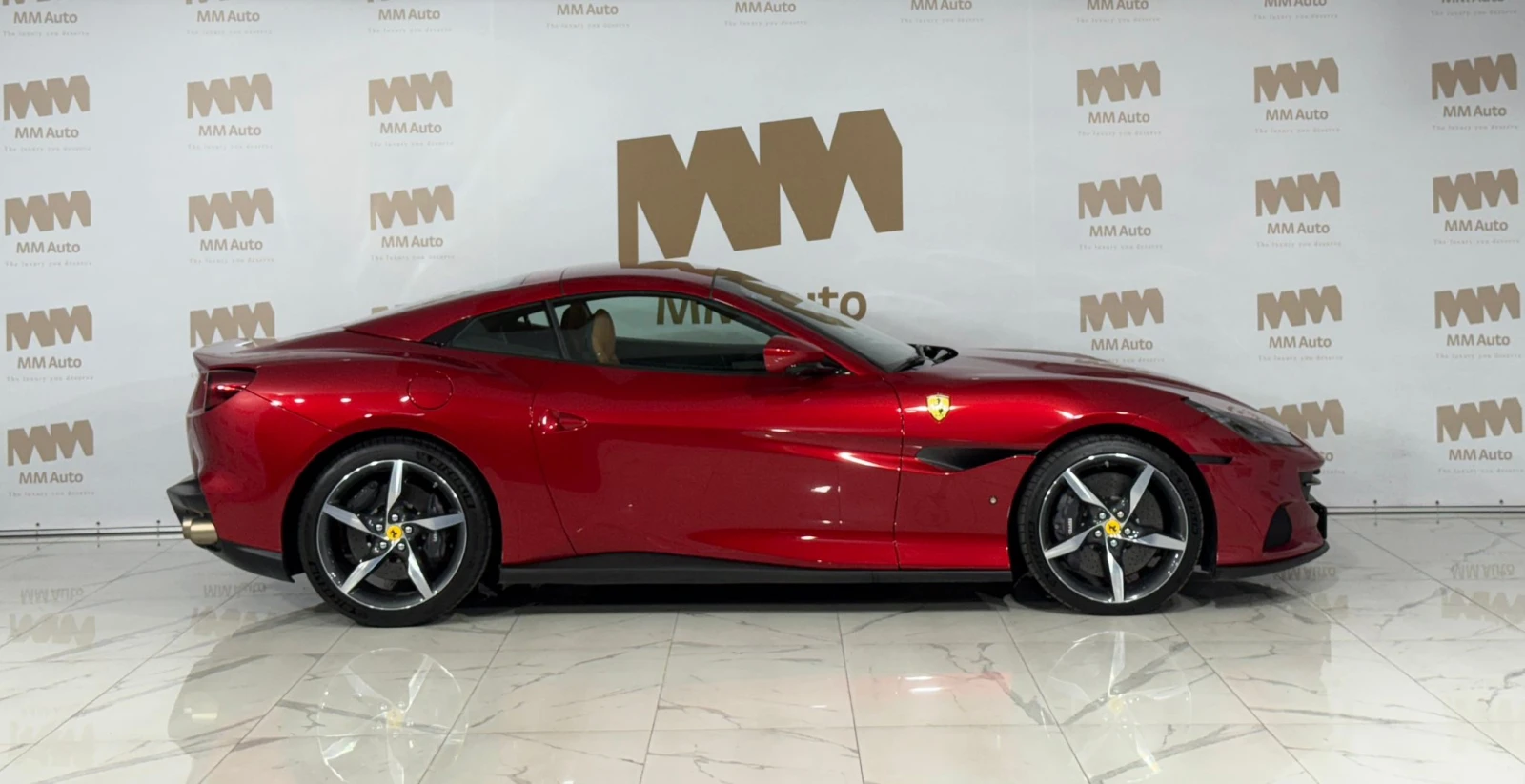 Ferrari Portofino M* Carbon* LEDS* Ventilation* PassengerDisplay - изображение 3