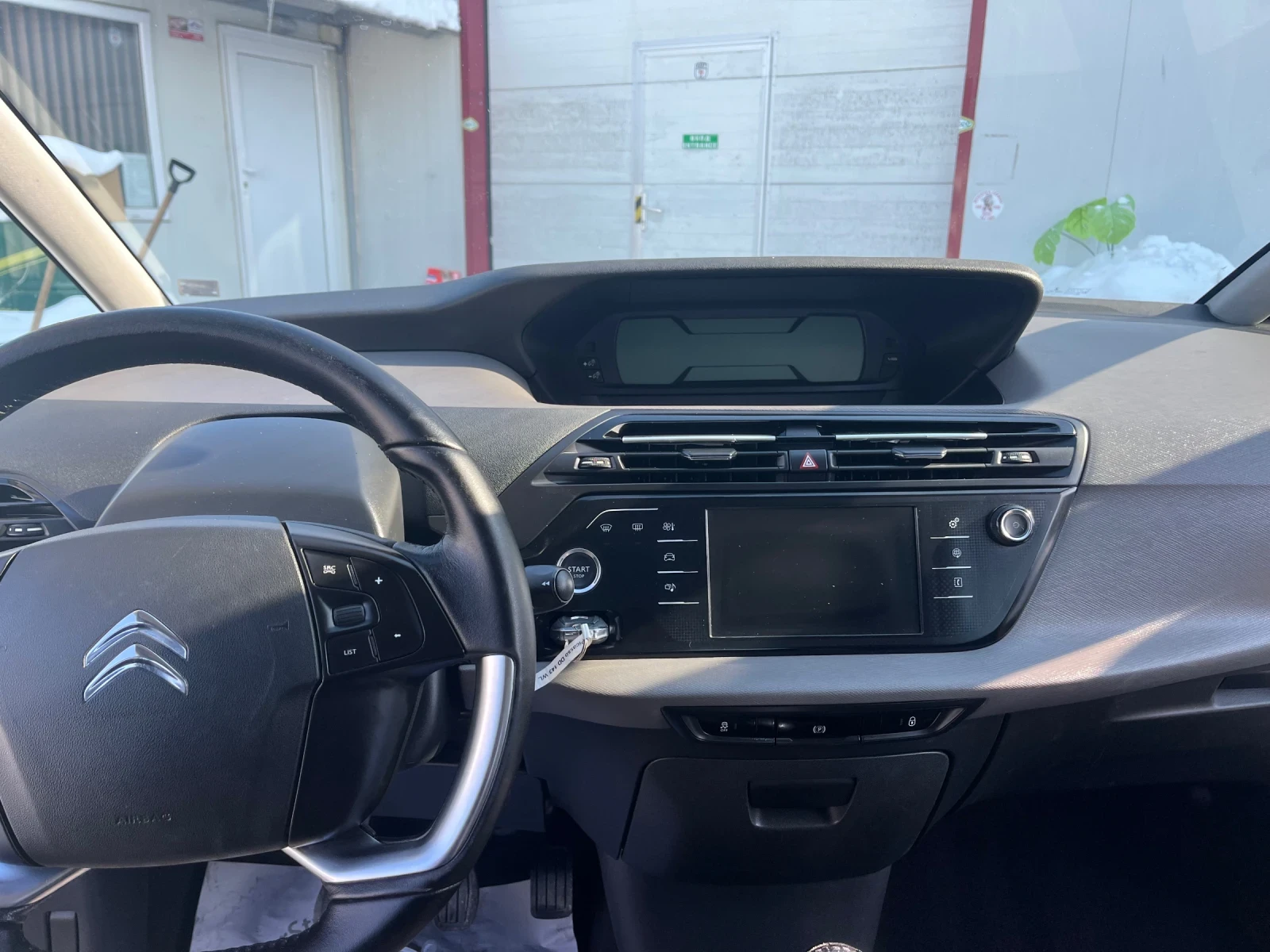 Citroen C4 Picasso  - изображение 8