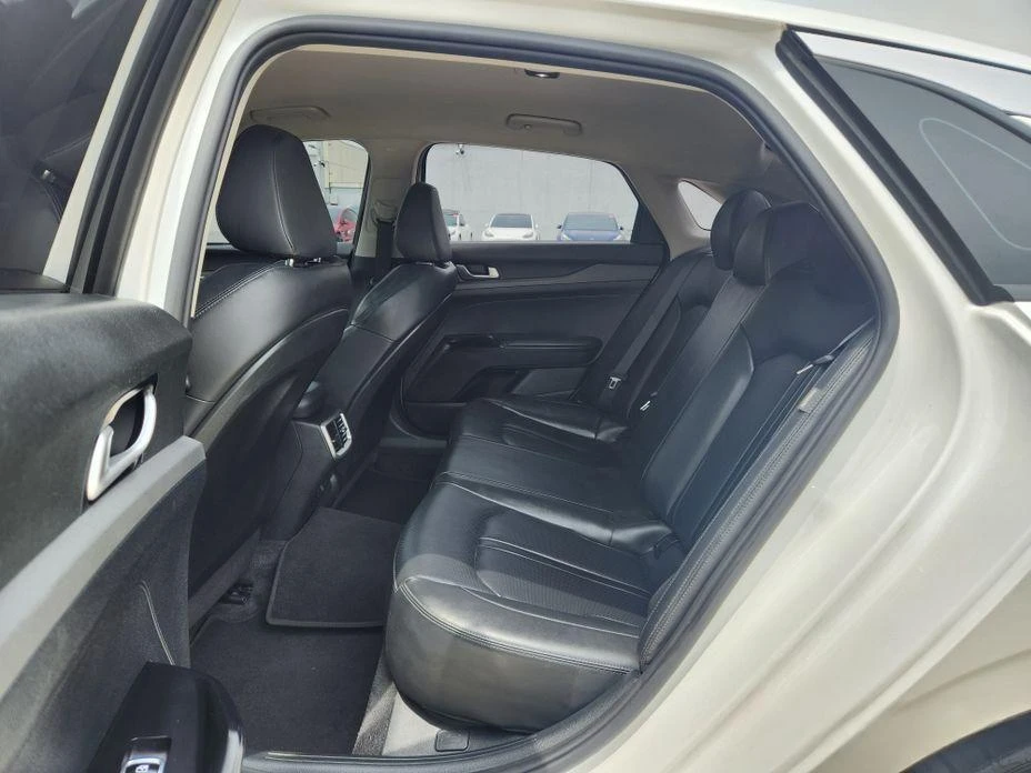 Kia K5 2.0 LPI Trandy * НАЙ-ДОБРА ЦЕНА В БЪЛГАРИЯ*  - изображение 9