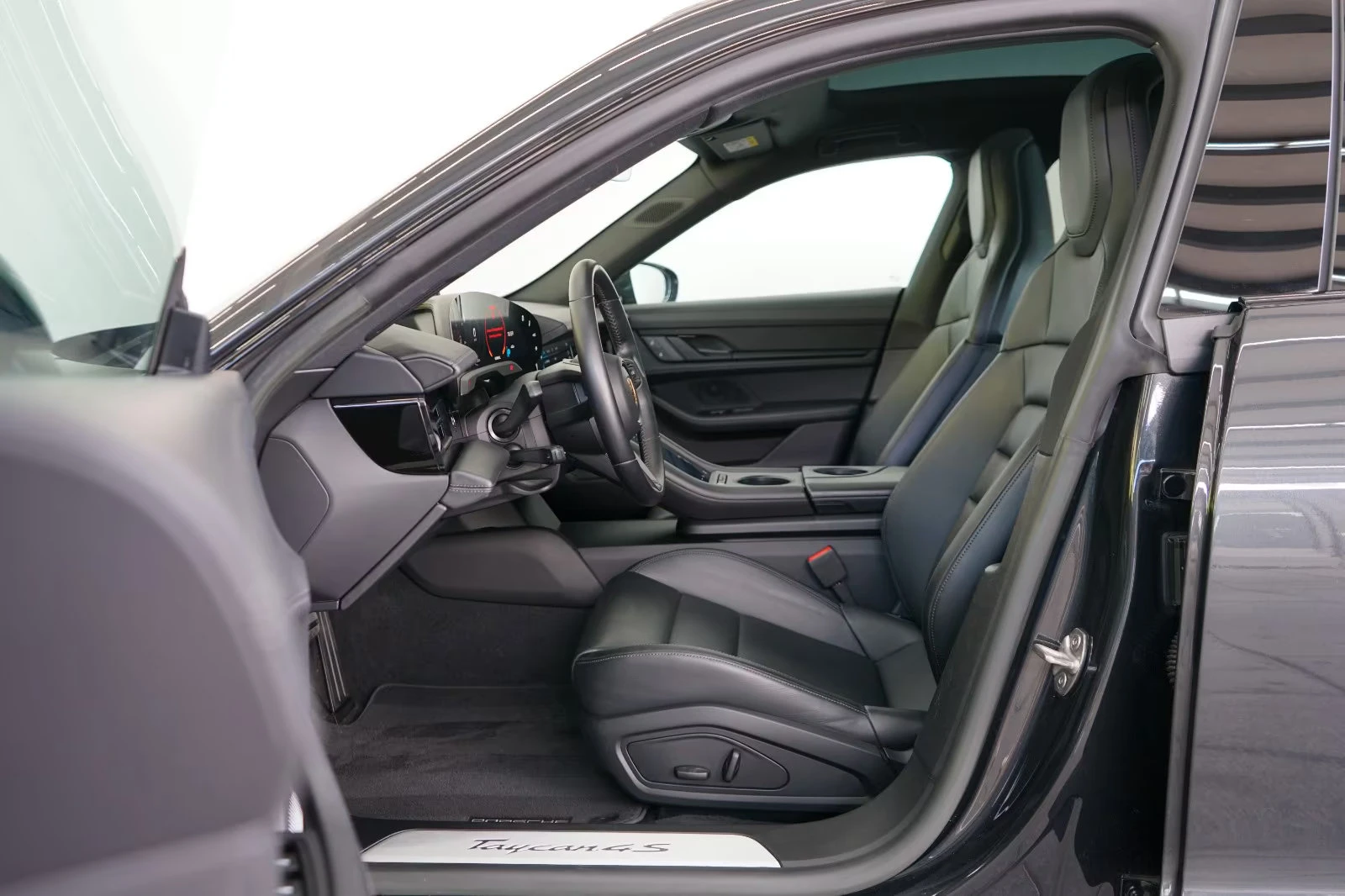 Porsche Taycan 4S/530HP/BURMESTER/PANO/CHRONO/ACC/HUD/360/826v | Mobile.bg   12