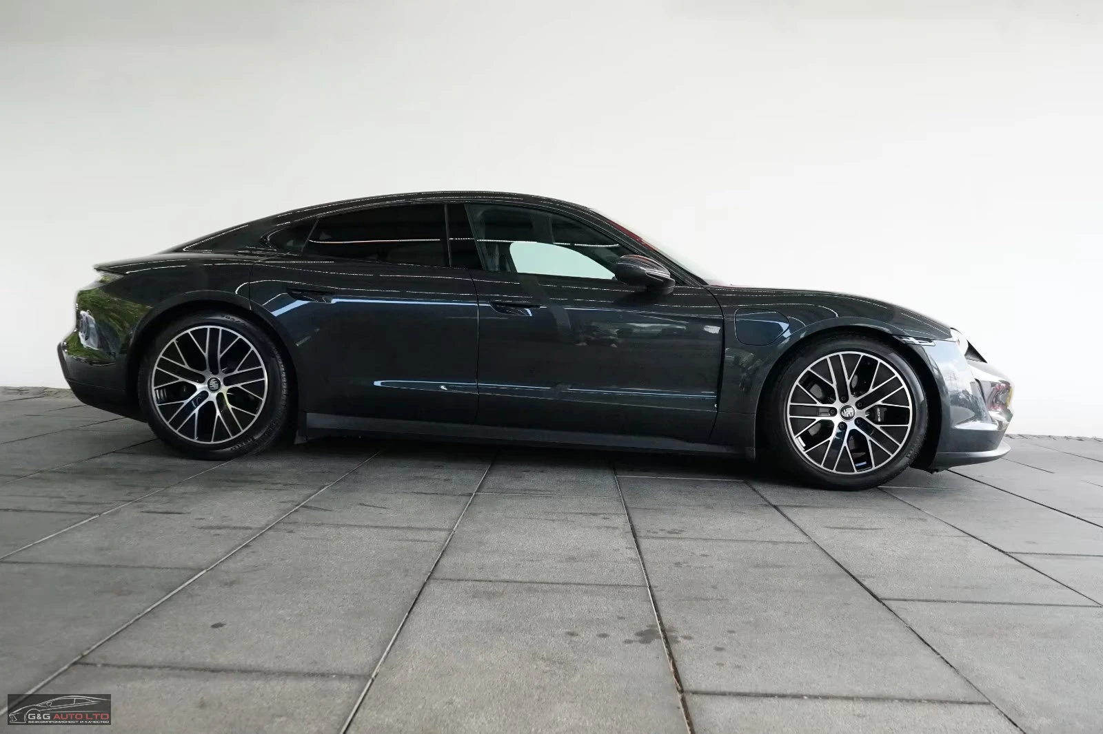 Porsche Taycan 4S/530HP/BURMESTER/PANO/CHRONO/ACC/HUD/360/826v - изображение 6