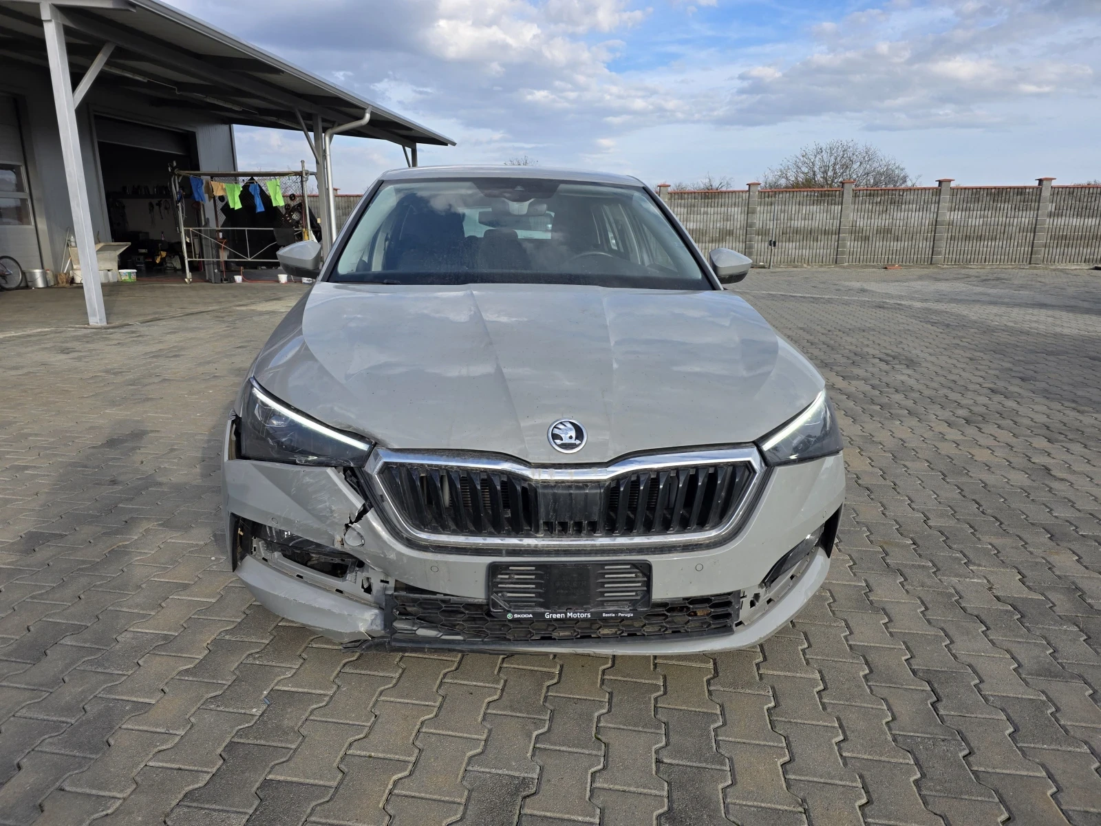 Skoda Scala 1.5Ti Автоматик  - изображение 2