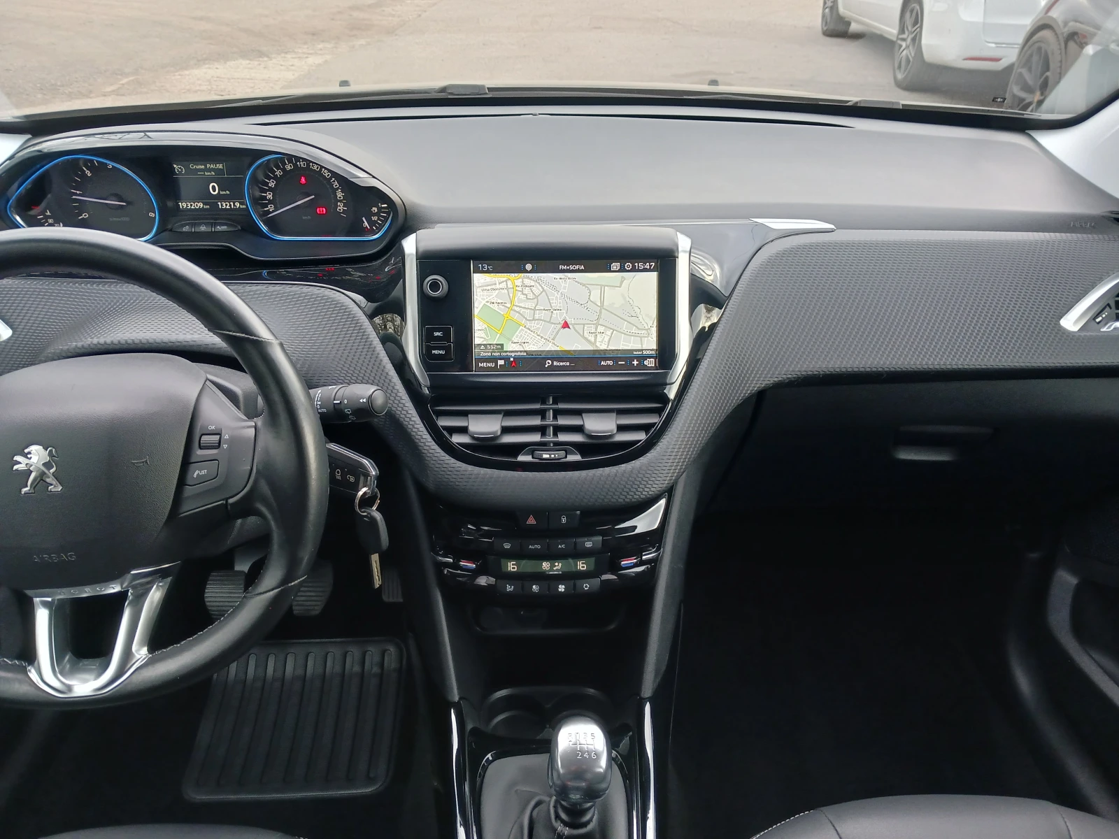 Peugeot 2008 1.6 HDI= FACELIFT= NAVI= CAMERA= FULL= , снимка 10 - Автомобили и джипове - 54176175