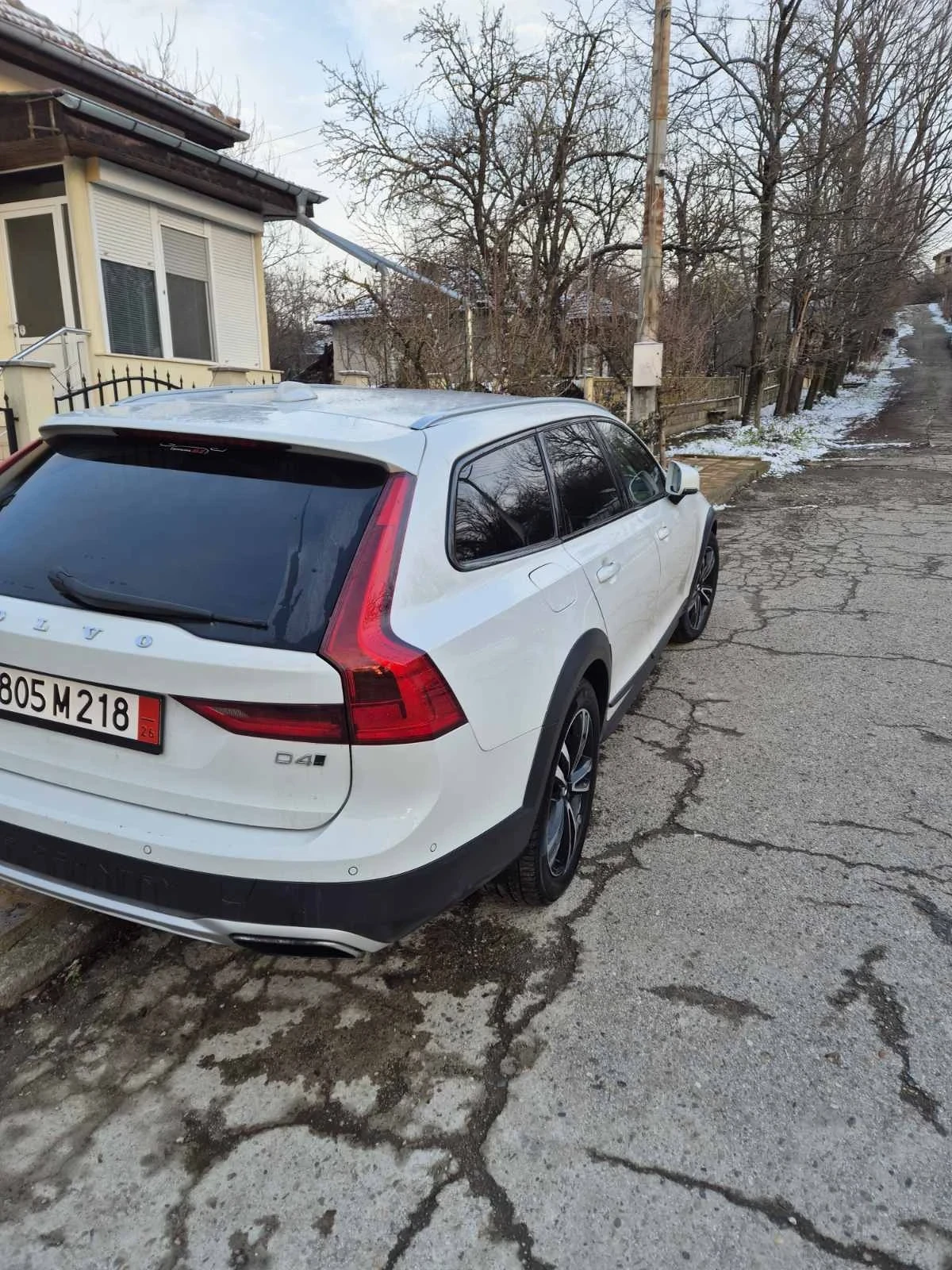 Volvo V90 Cross Country 2.0D, снимка 4 - Автомобили и джипове - 54199113