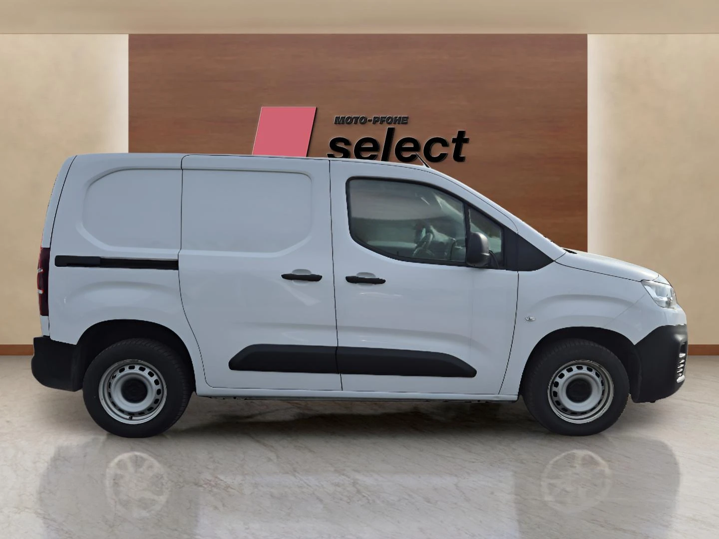 Citroen Berlingo 1.5 BlueHDi, снимка 4 - Автомобили и джипове - 54540772