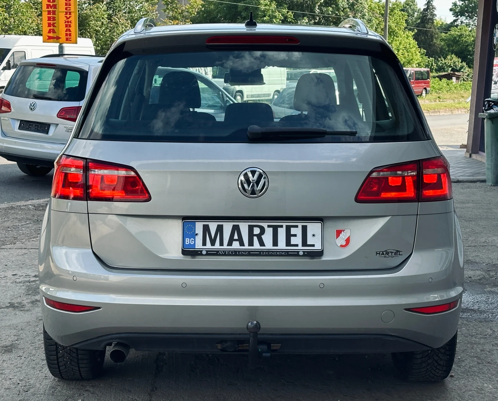 VW Sportsvan 1.6TDI / DSG, снимка 5 - Автомобили и джипове - 54620804