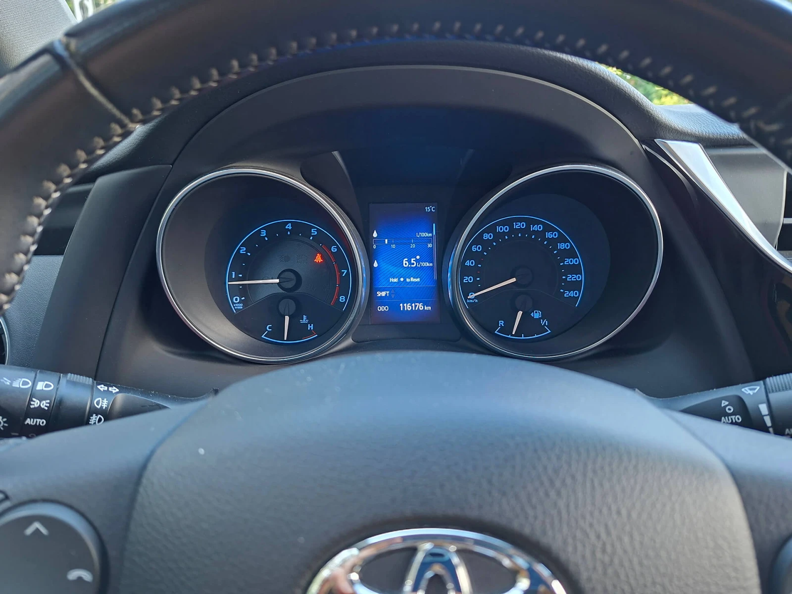 Toyota Auris TS, снимка 10 - Автомобили и джипове - 54653239