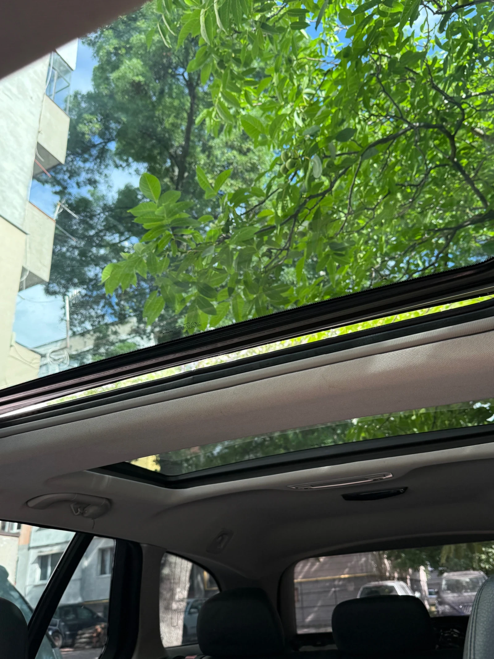 Mercedes-Benz C 320, снимка 12 - Автомобили и джипове - 55426509