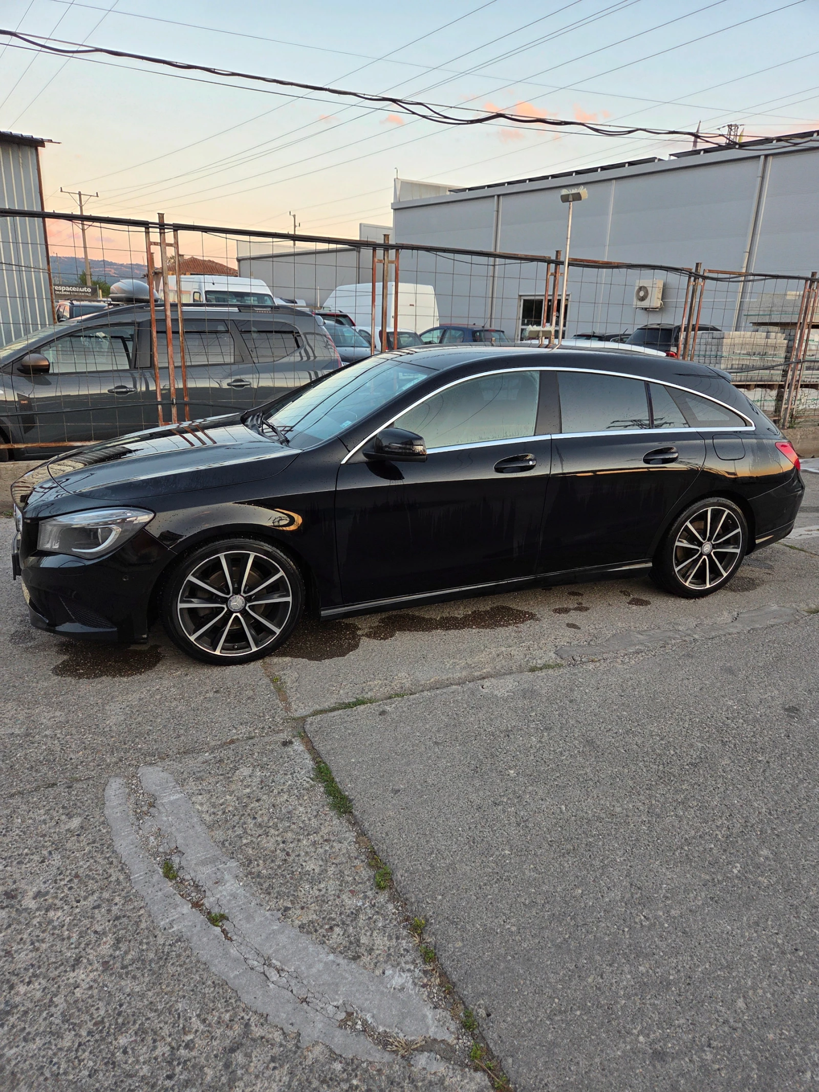 Mercedes-Benz CLA 200, снимка 3 - Автомобили и джипове - 55269025