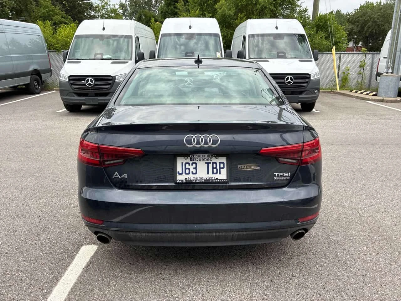 Audi A4 * ПОДГРЕВ * ПАНОРАМА * КЛИП НА МОТОРА * , снимка 5 - Автомобили и джипове - 55275746