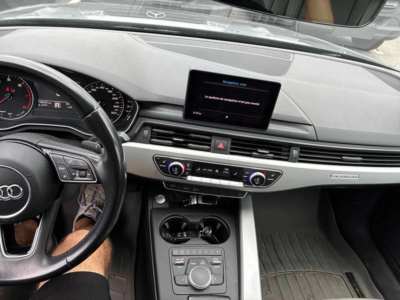Audi A4 * ПОДГРЕВ * ПАНОРАМА * КЛИП НА МОТОРА * , снимка 11 - Автомобили и джипове - 55275746