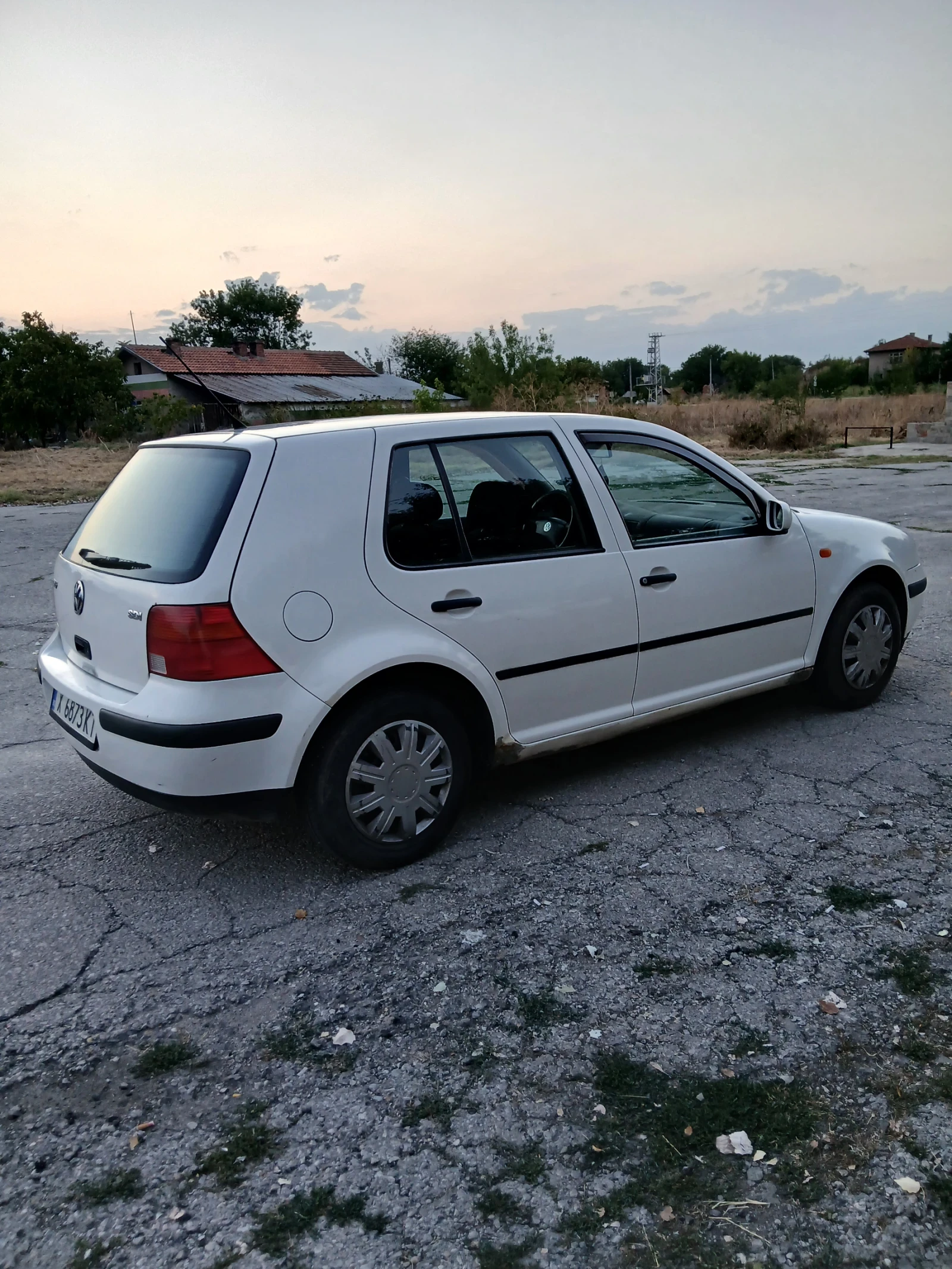 VW Golf 4, снимка 3 - Автомобили и джипове - 55826350