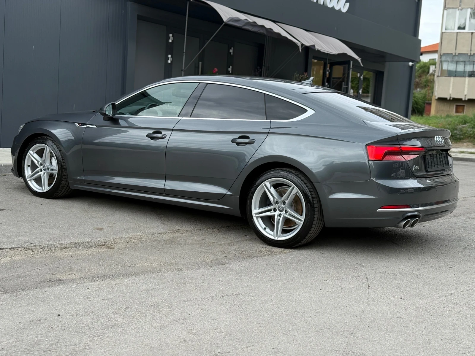 Audi A5 Sline  190 кс Quattro, снимка 6 - Автомобили и джипове - 55878110