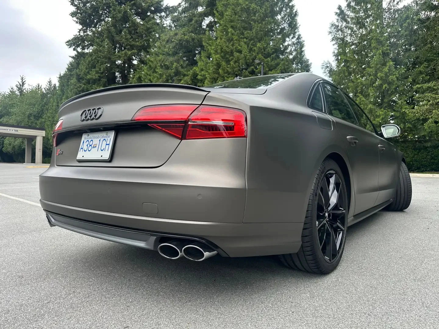 Audi S8 PLUS ЦЕНА ДО БЪЛГАРИЯ АВТОКРЕДИТ, снимка 4 - Автомобили и джипове - 55990249