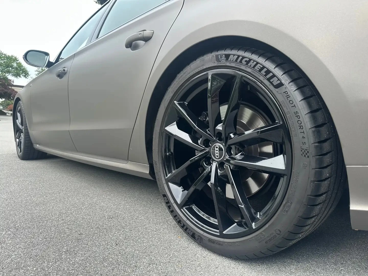 Audi S8 PLUS ЦЕНА ДО БЪЛГАРИЯ АВТОКРЕДИТ, снимка 7 - Автомобили и джипове - 55990249