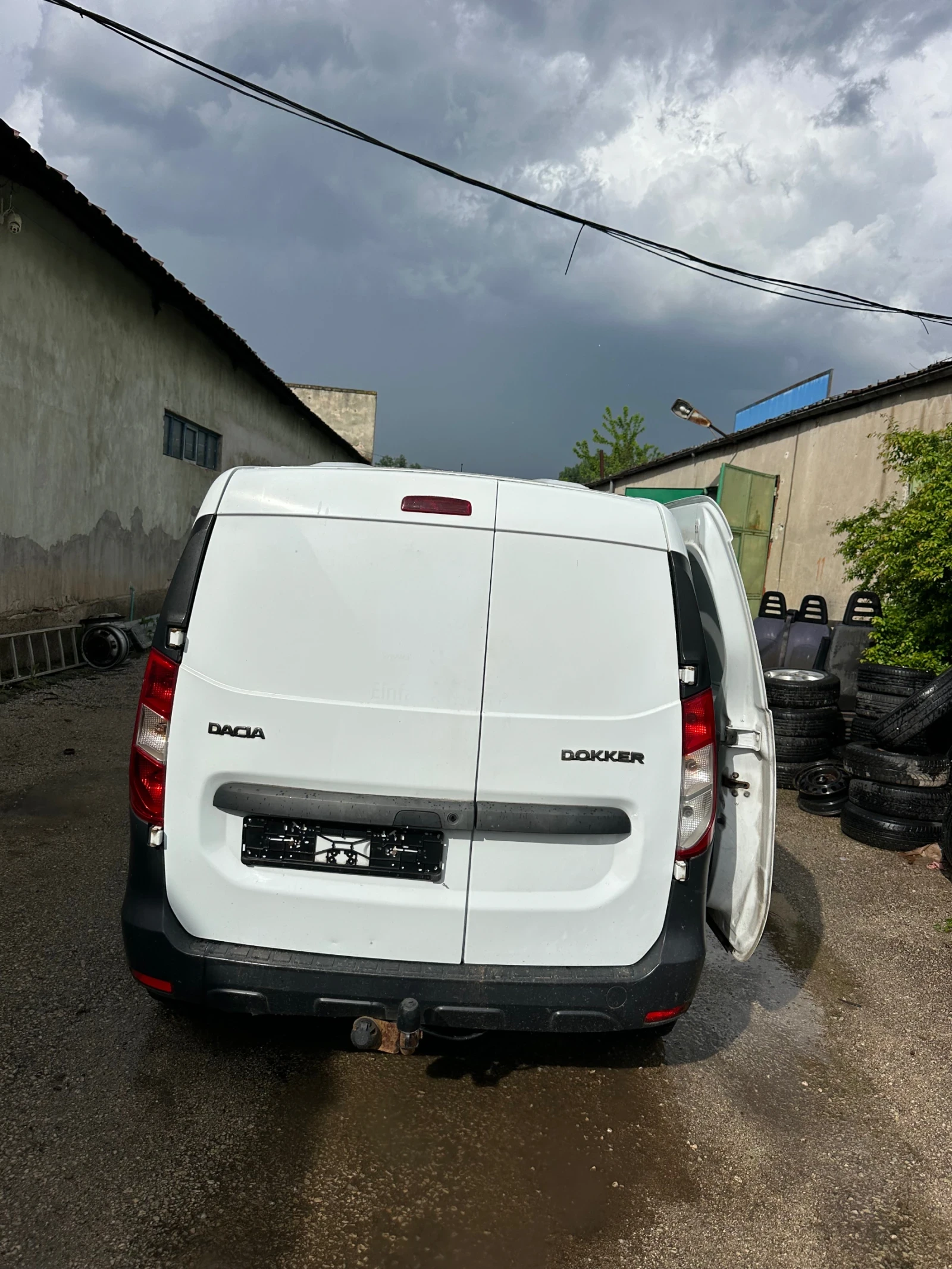Dacia Dokker 1.5 cDi, снимка 7 - Автомобили и джипове - 56202222