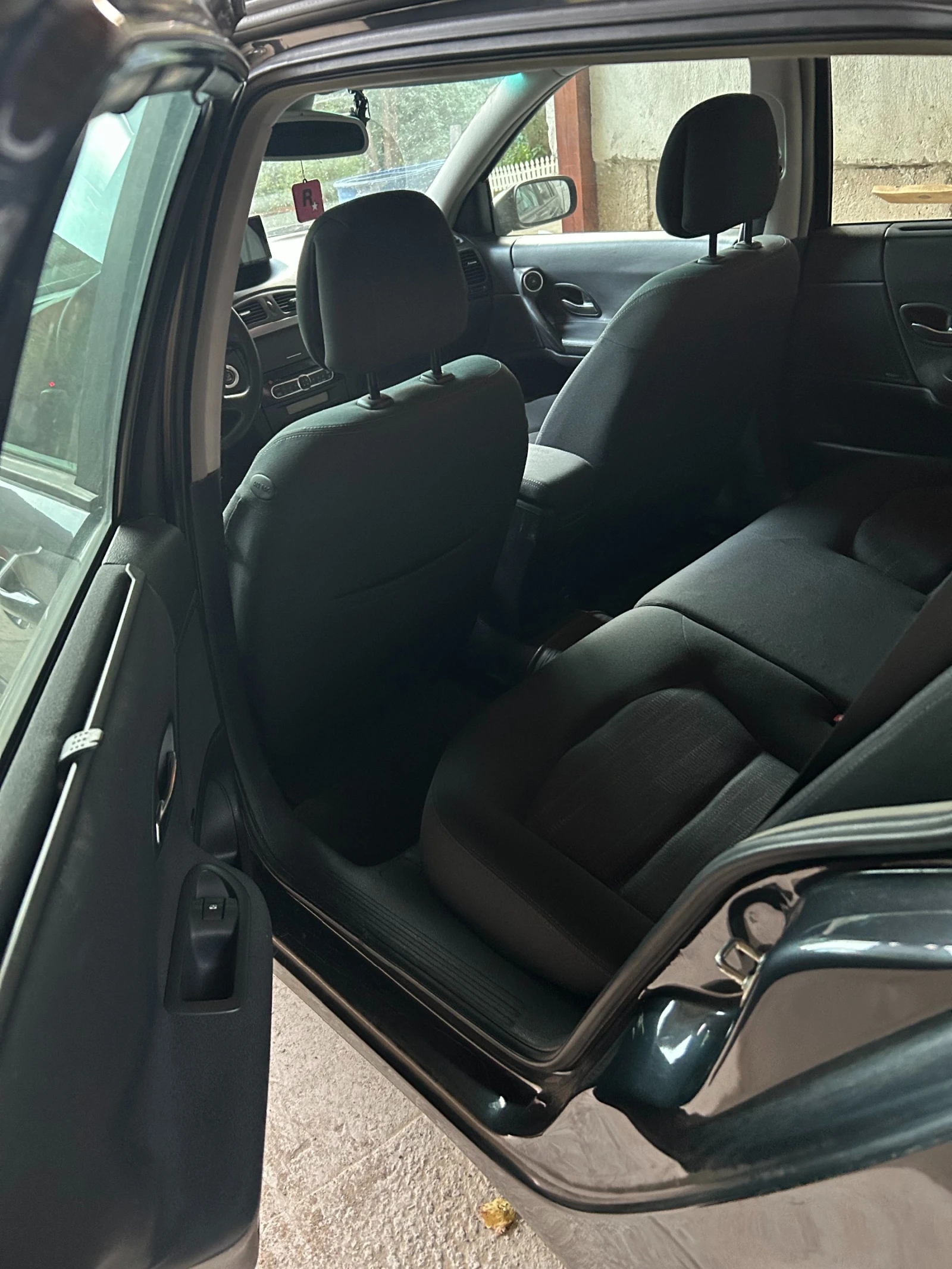 Renault Laguna 2- Phase2, снимка 2 - Автомобили и джипове - 56524817