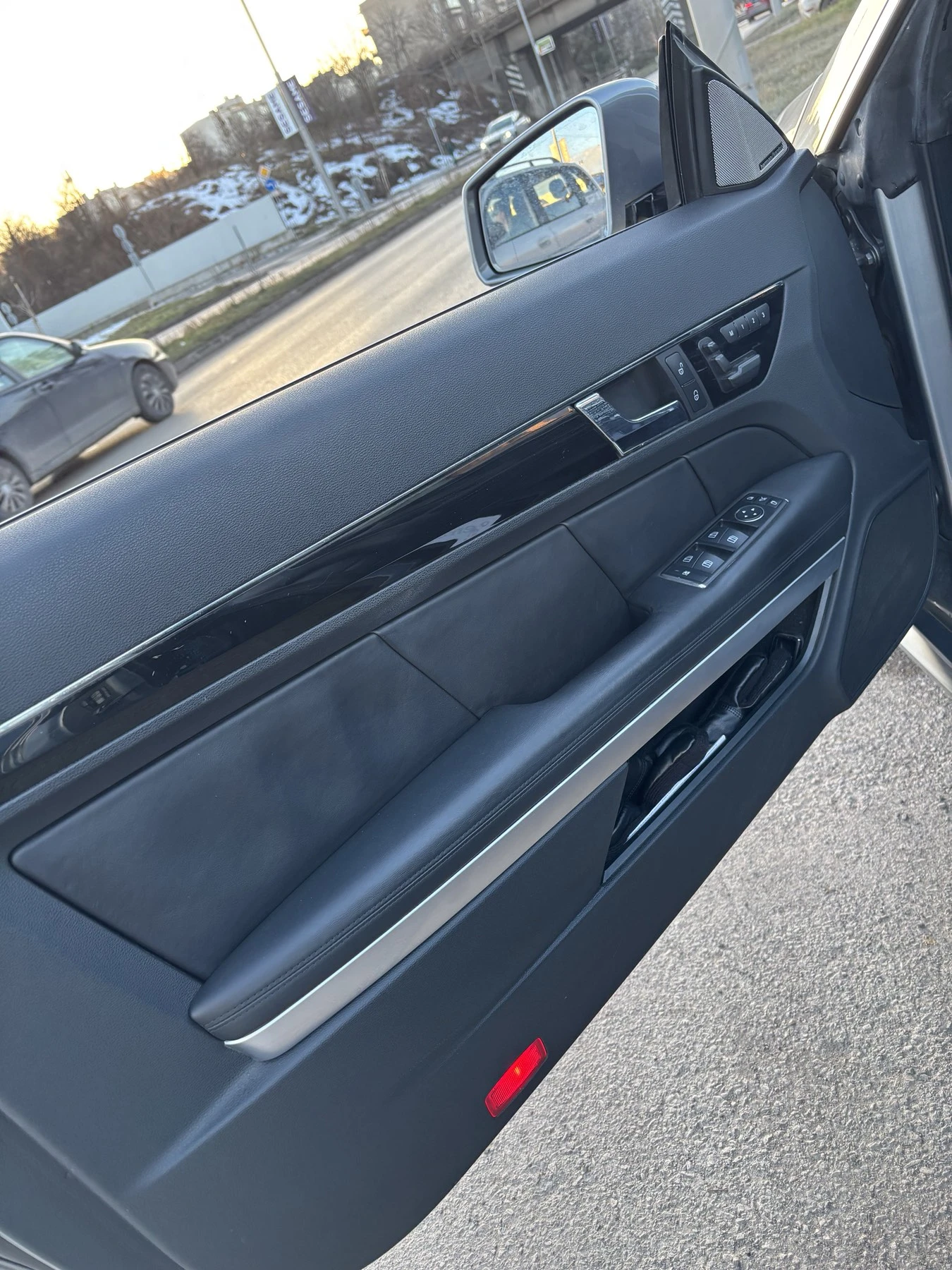 Mercedes-Benz E 350 CDI CABRIO AMG, снимка 13 - Автомобили и джипове - 56684882