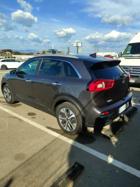 Kia Niro 65 kWh, ExecutiveLine, 100% SOH, Термопомпа, снимка 6
