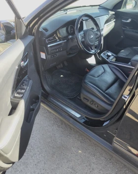 Kia Niro 65 kWh, ExecutiveLine, 100% SOH, Термопомпа, снимка 7