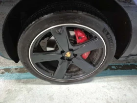 Porsche Macan * TURBO * CARFAX * PANO * KEYLESS - 23300 € / 45570.84 лв. - 75598849 6